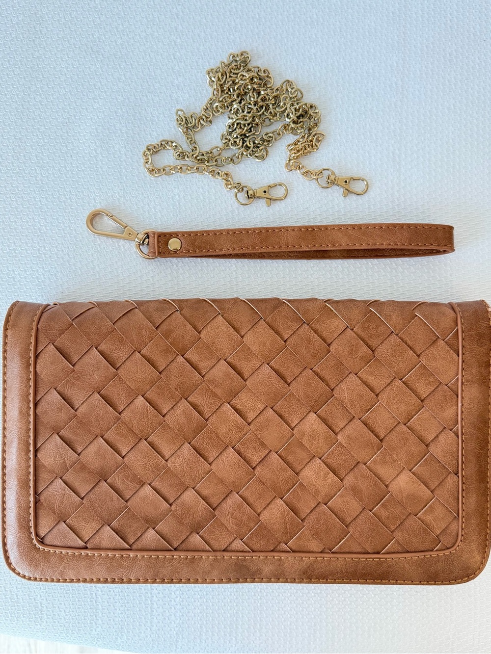 Urban Expressions Brown Woven Clutch w/Gold Chain Strap (Vegan Faux Leather)